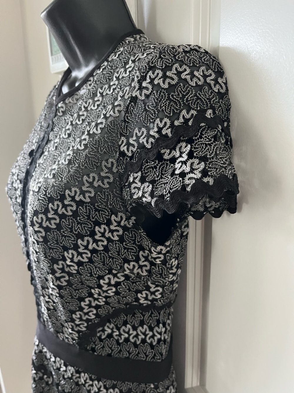 Few Moda Black & Grey Pattern Mini Dress with Ruffle Hem - Picture 4 of 12